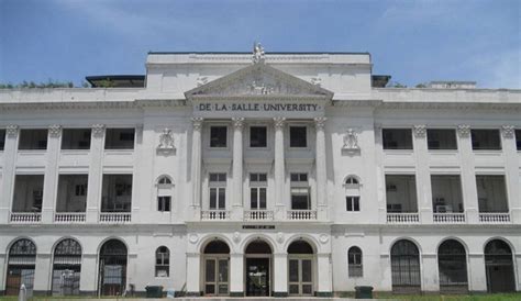 dlsu admissions contact number|DLSU .